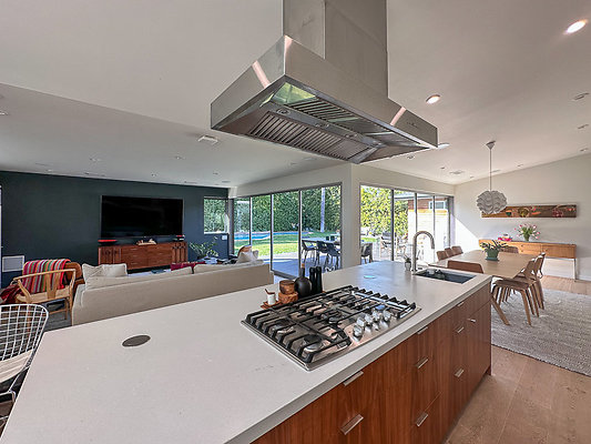 30-medvedhouse 33 jpg 30-medvedhouse 33 jpg