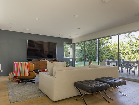 24-medvedhouse 55 jpg 24-medvedhouse 55 jpg