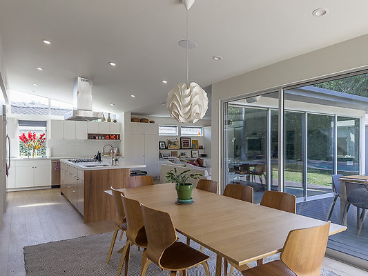 38-medvedhouse 30 jpg 38-medvedhouse 30 jpg