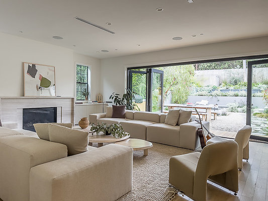 24-smokeyhouse 49 jpg