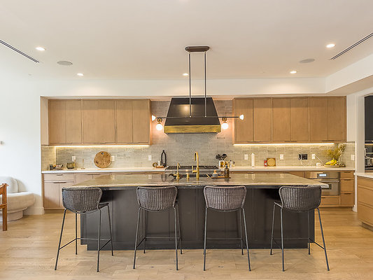 Smokey House - Mar Vista  - Alpha