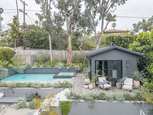 75-smokeyhouse 15 jpg