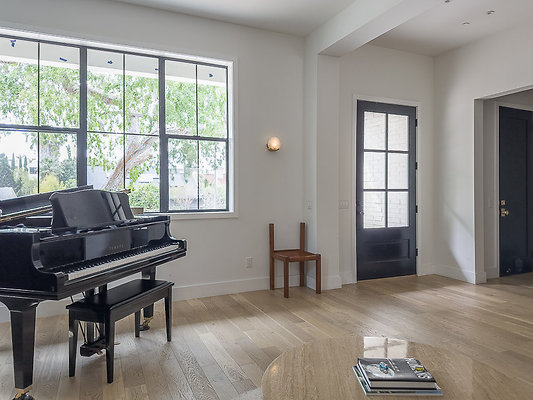 8-smokeyhouse 24 jpg