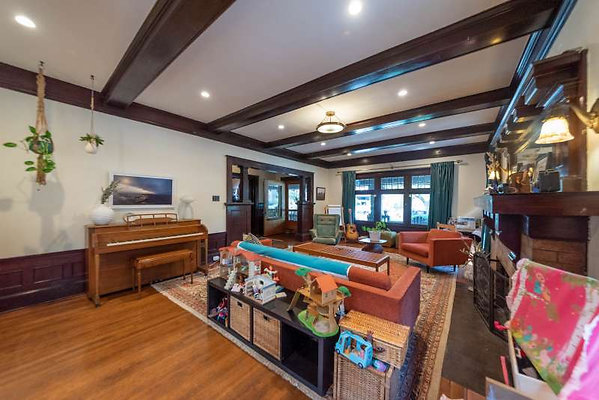 12433 living 2 12433 living 2