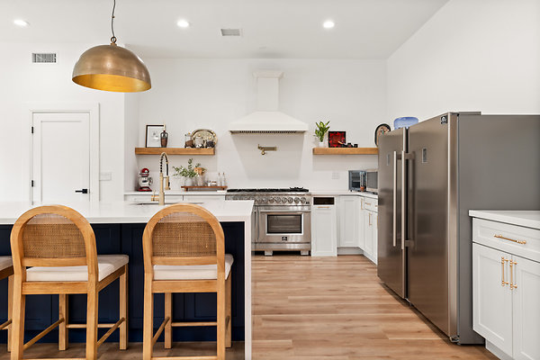 UNIVERSAL-C233-PORTERRANCH-10